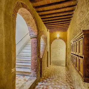 https://ele-home.it-tuscanyhotel.com