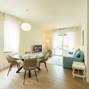 https://domus-filippini.hotelinveneto.com